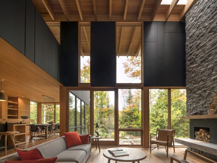 The Bear Stand Residence © Nic Lehoux Photography