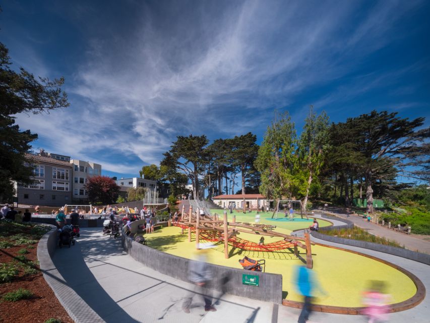 Mountain Lake Park Playground © Nic Lehoux Photography