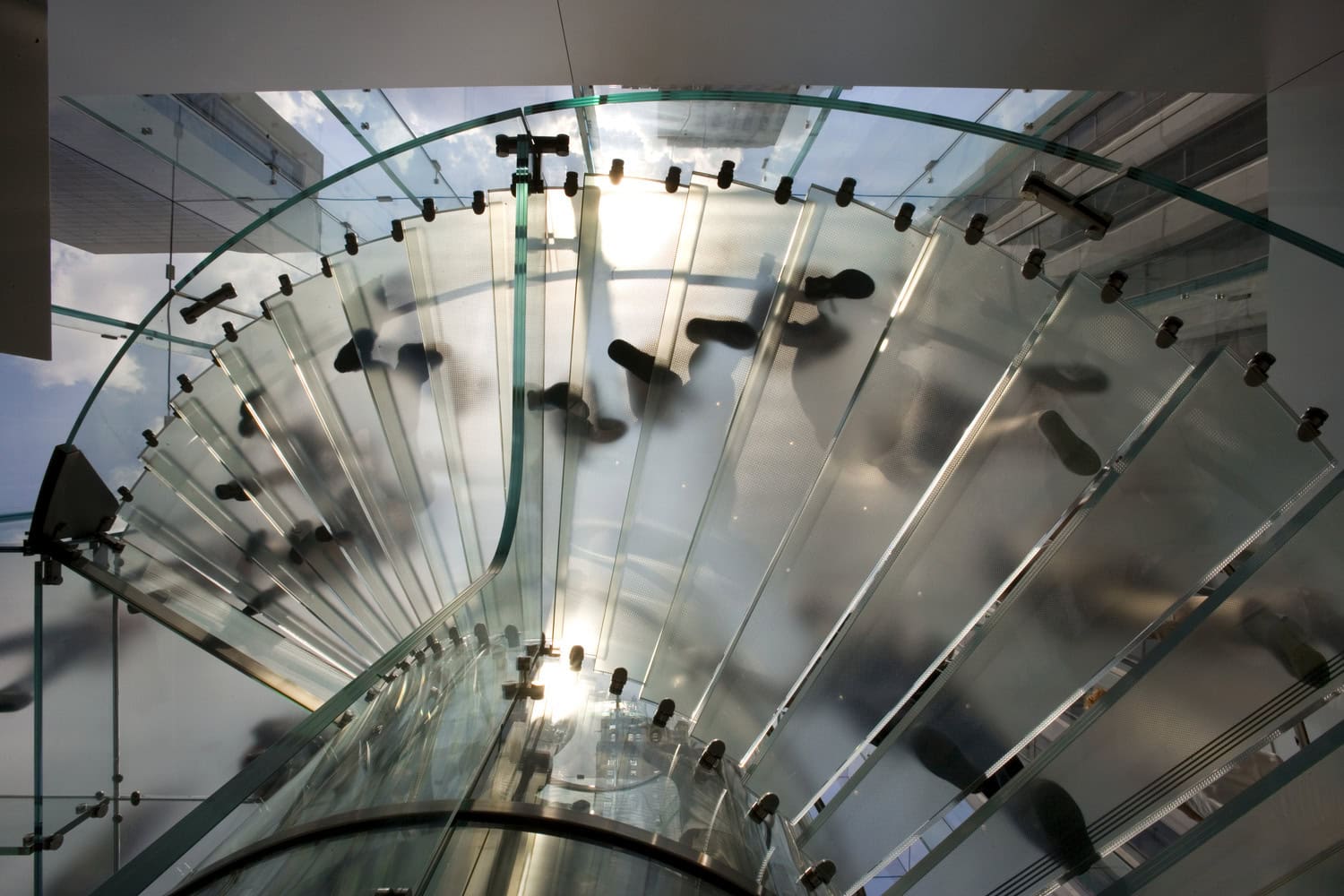 the Cube - Apple Store in fifth avenue and 59th street, by the