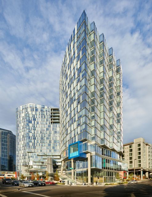 Soma Towers © Benjamin Benschneider