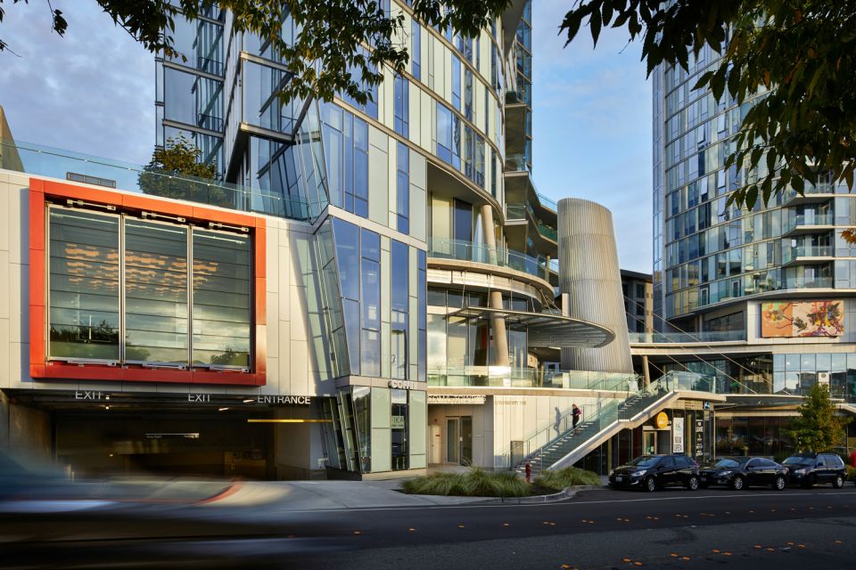 Soma Towers © Benjamin Benschneider