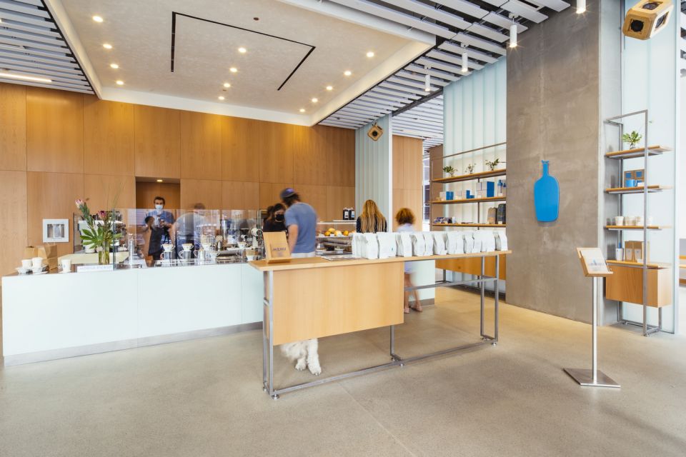 Blue Bottle Wolf Point © Bohlin Cywinski Jackson, photo by Daniel Lee