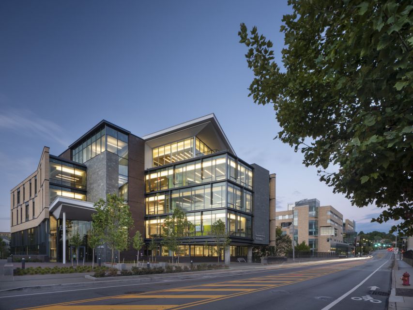 Carnegie Mellon University, TCS Hall © Nic Lehoux