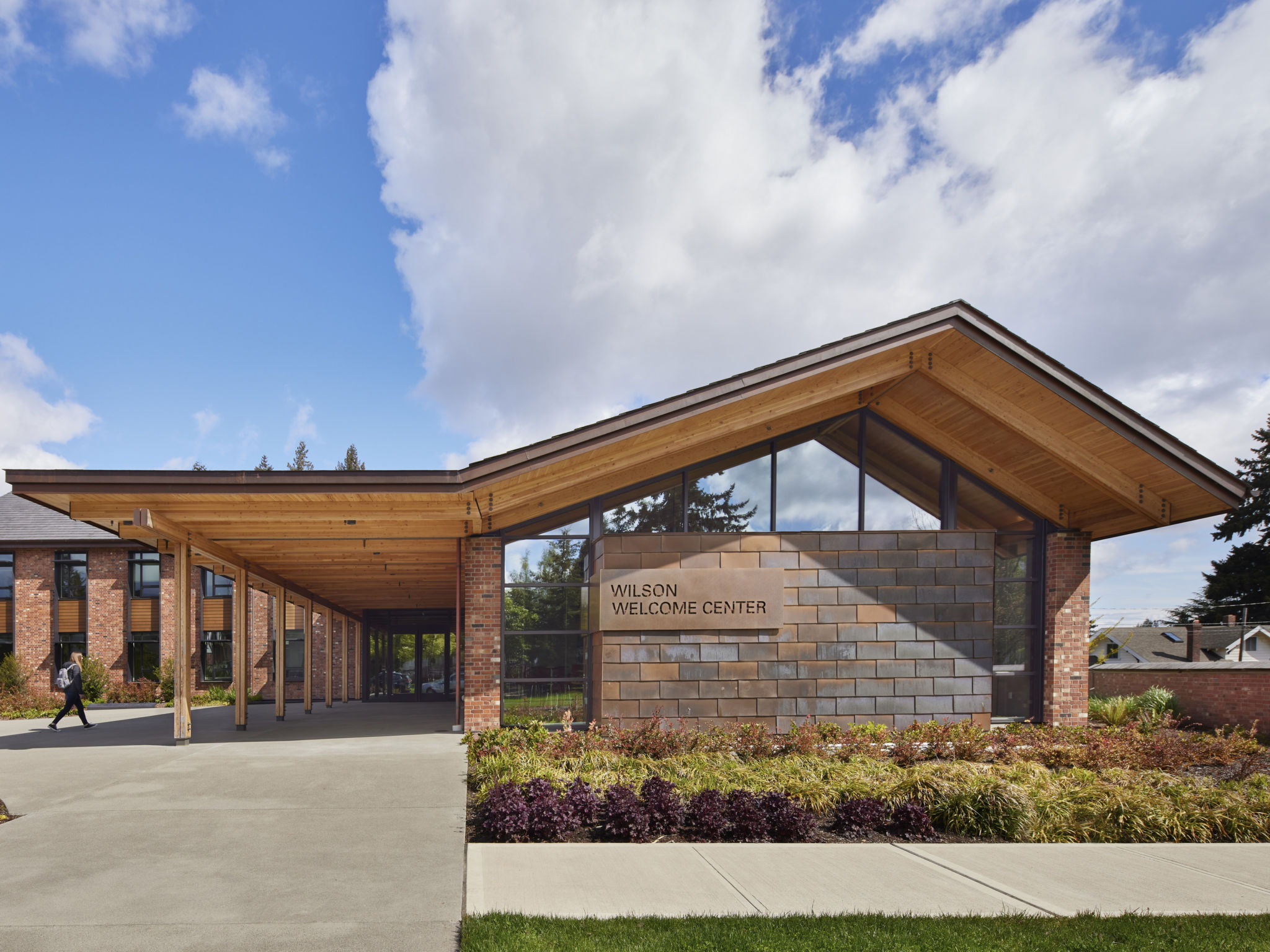 UPS-Wilson-Welcome-Center-43-2048x1536.jpg