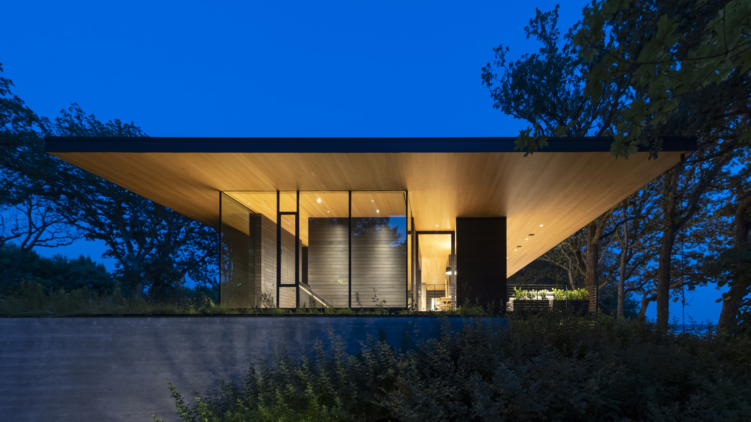Highbank Residence Evening