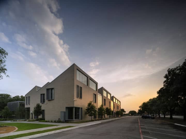 Greenhill Texas Architect Thumb © Nic Lehoux